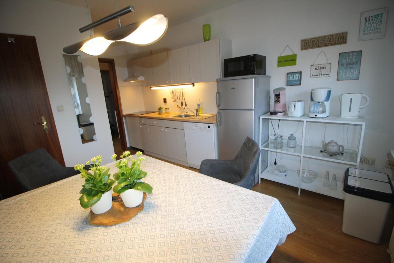 Haus Schilling Apartment Esens Exterior photo